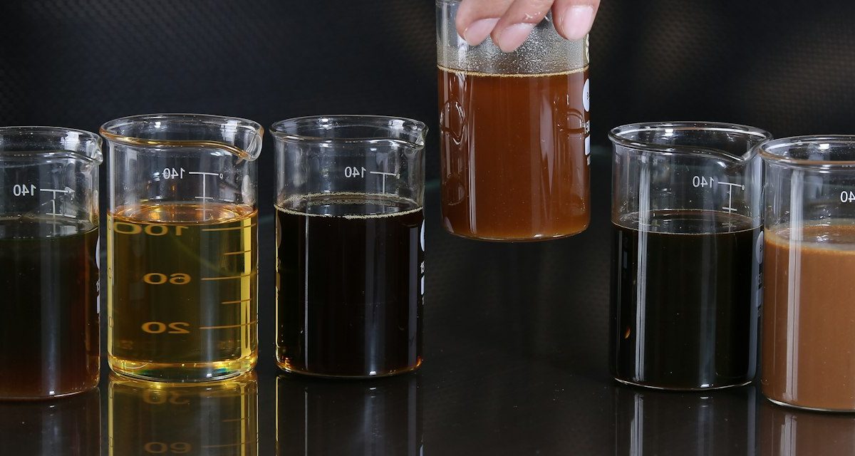 Vasos de precipitados en un laboratorio